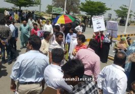 DHA City Lahore Protest5