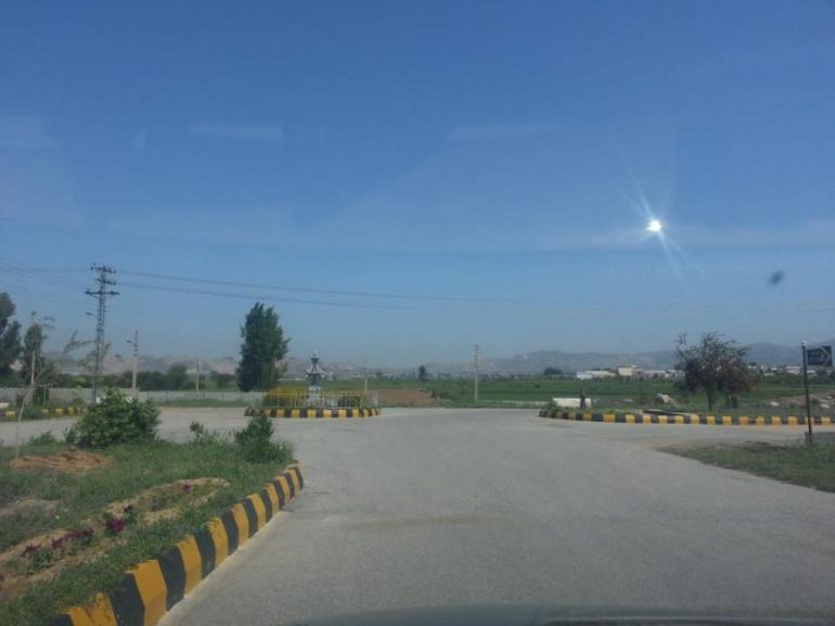 1 Kanal Plot Available in A Block AWT D-18 Islamabad