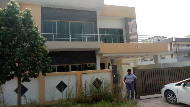 10 Marla Brand New House in Sector H Bahria Town Phase 8 Rawalpindi