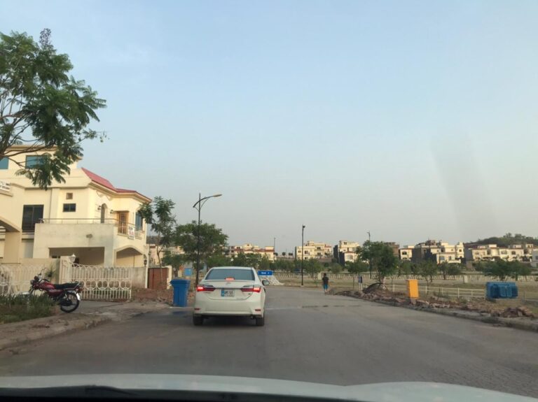 10 Marla Plot for Sale in Bahria Enclave Sector B-1 Islamabad