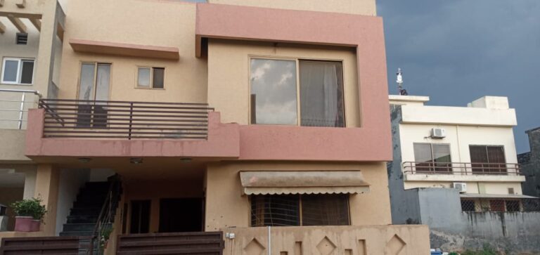 5 Marla Old House in Ali Block Safari Valley Bahria Town Phase 8 Rawalpindi
