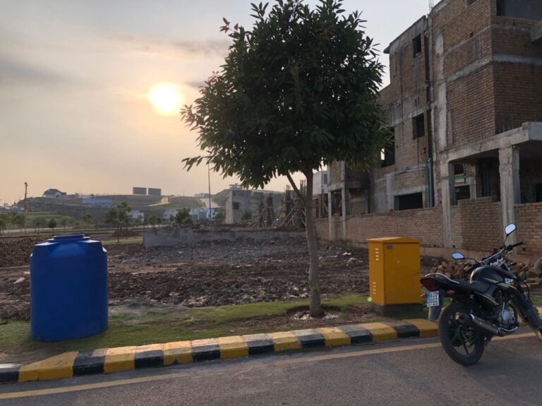 Park View City Block-B 10 Marla Main Boulevard Plot for sale
