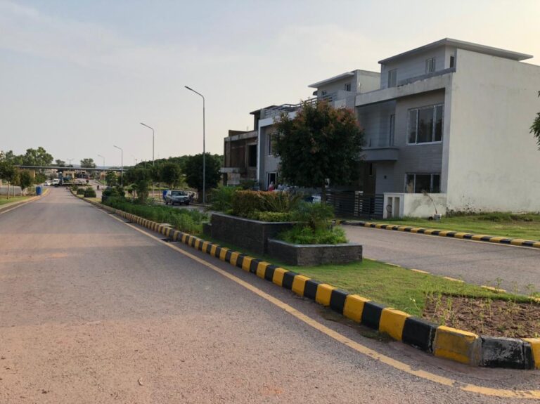 10 Marla Main Boulevard Plot in Sector-B Park View City Islamabad