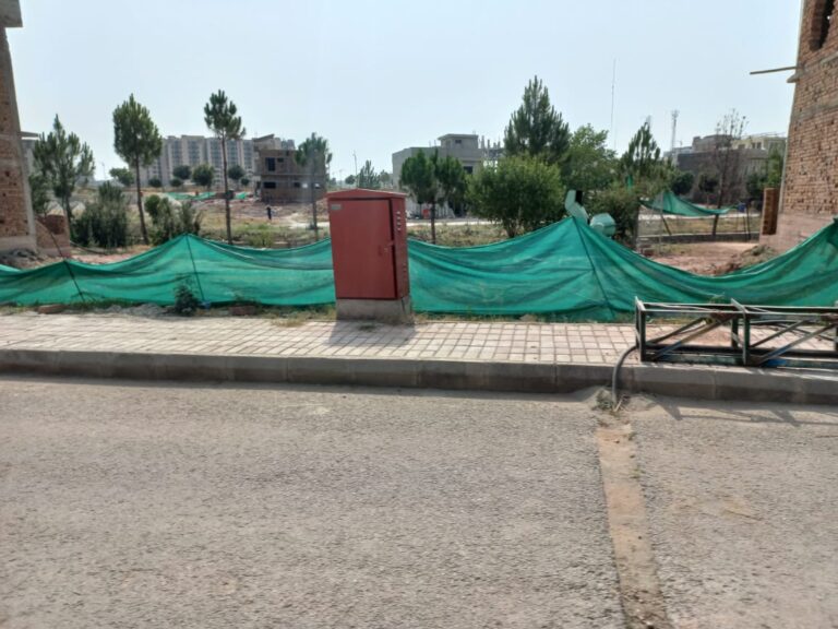 BAHRIA ENCLAVE ISLAMABAD SECTOR I 8 MARLA PLOT FOR SALE
