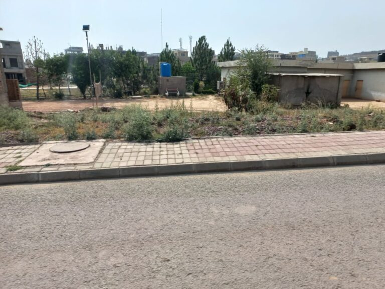 Bahria Enclave Sector J 10 Marla Plot For Sale
