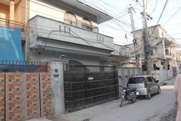 10 Marla House For Sale In PIA Colony Near Misryal Road Rawalpindi