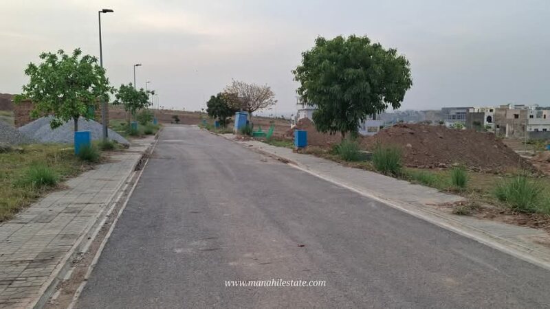 DHA Phase 5 10 Marla Plot for Sale