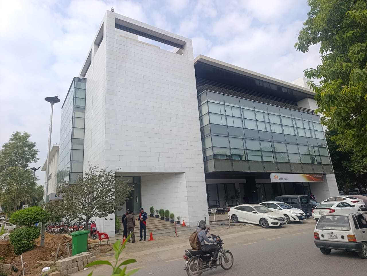 Commercial Plaza for sale In Islamabad