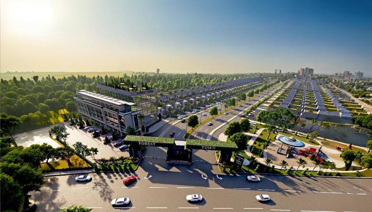 10 marla plot for sale in Multi garden B-17 Islamabad