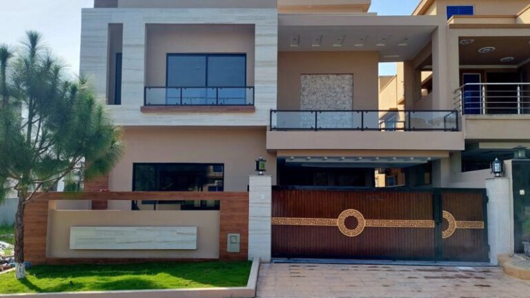 10 Marla Brand New House for Sale, Bahria Town Phase 8