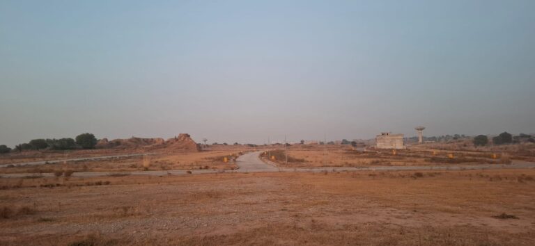 Family Living Plot: Sector K Rawalpindi 10 Marla Open File for Sale on Installments