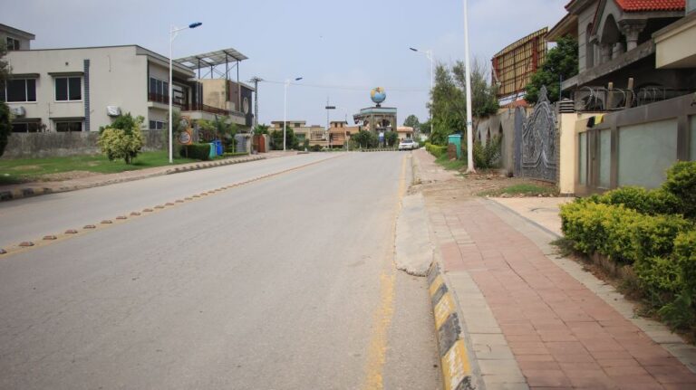 Luxury 1 Kanal Plot for Sale in Bahria Town Phase 7 Rawalpindi