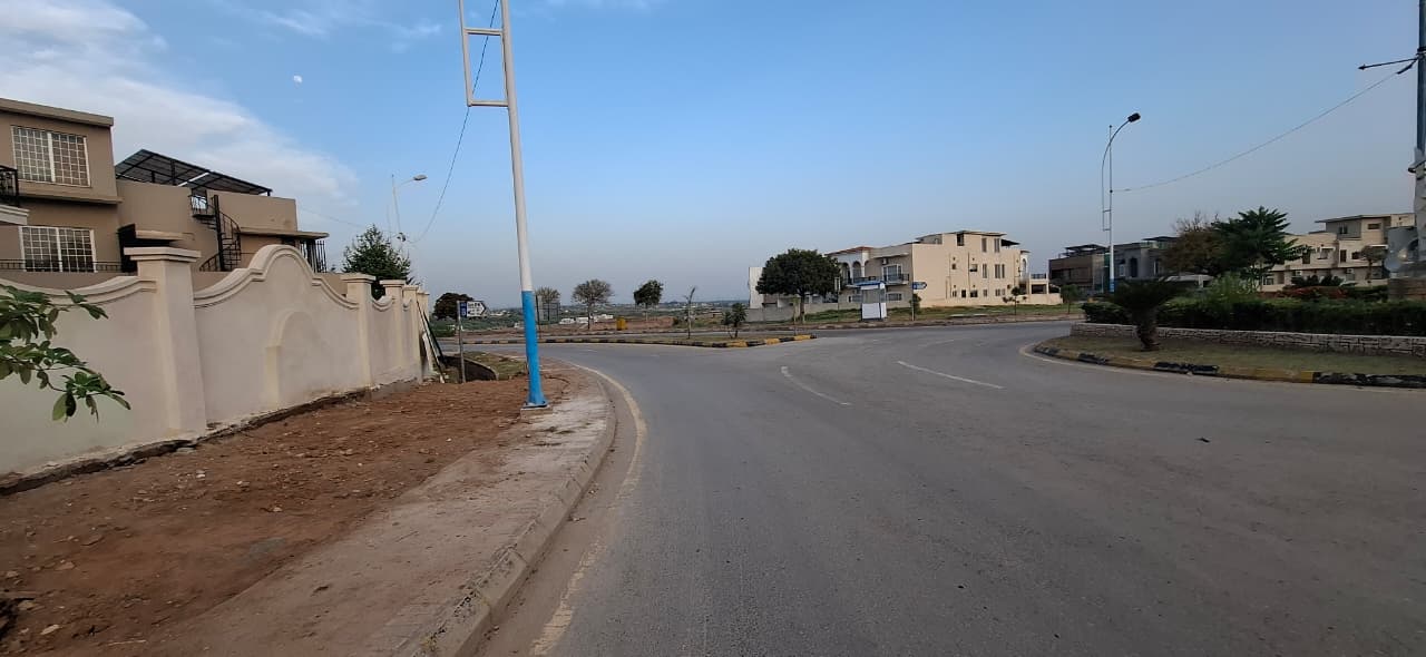 DHA Phase 3 Islamabad Pictures 58