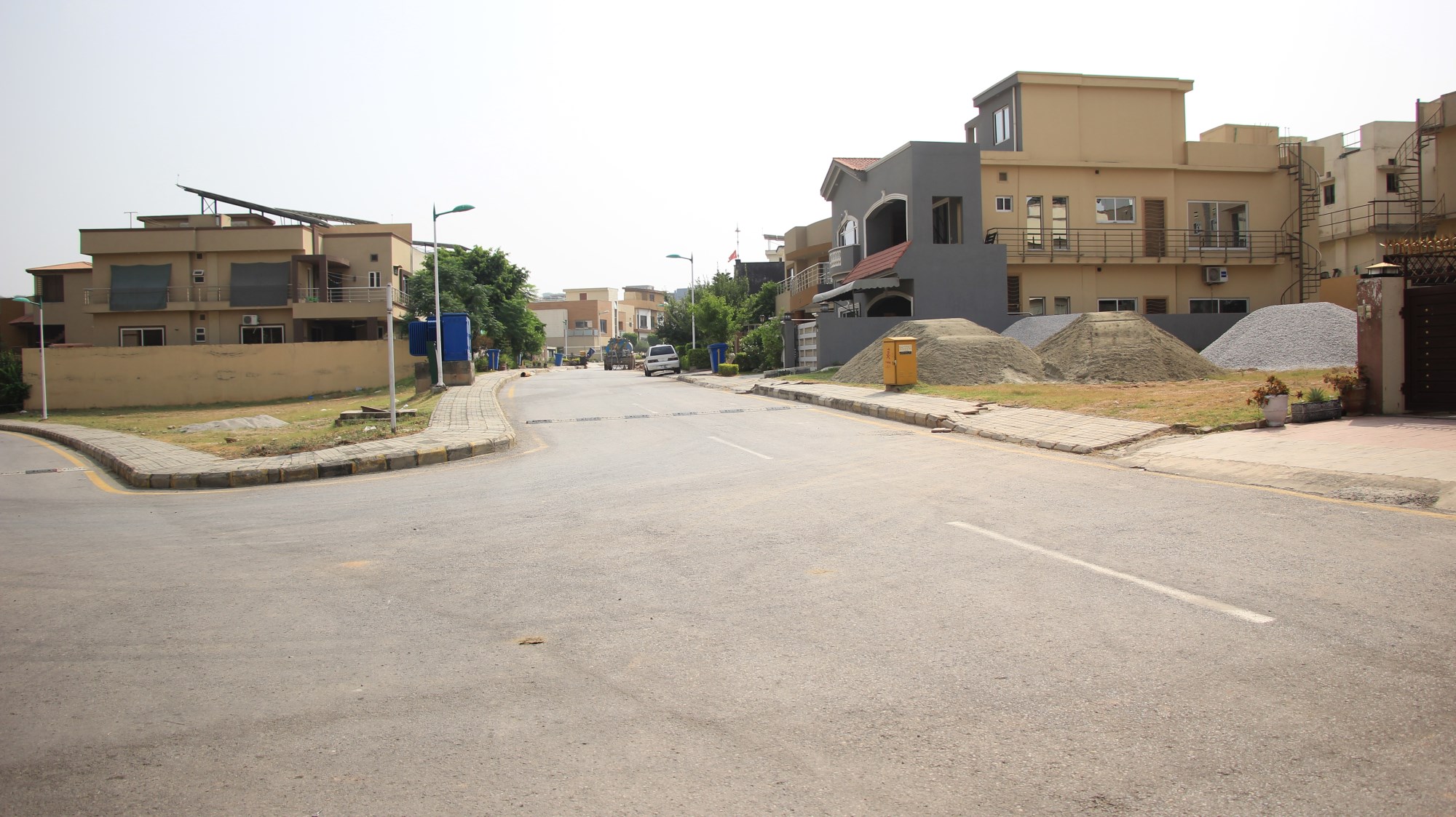 Eden Lake View Block Bahria Town Phase 8 Rawalpindi Pictures 9