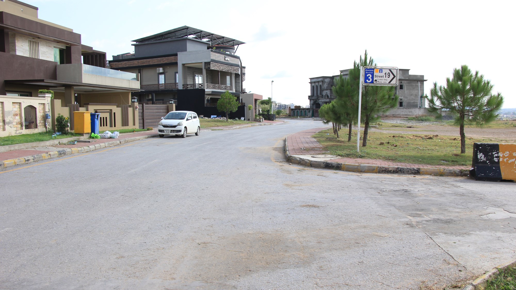 Overseas Enclave 3 Bahria Town Phase 8 Rawalpindi Pictures 3