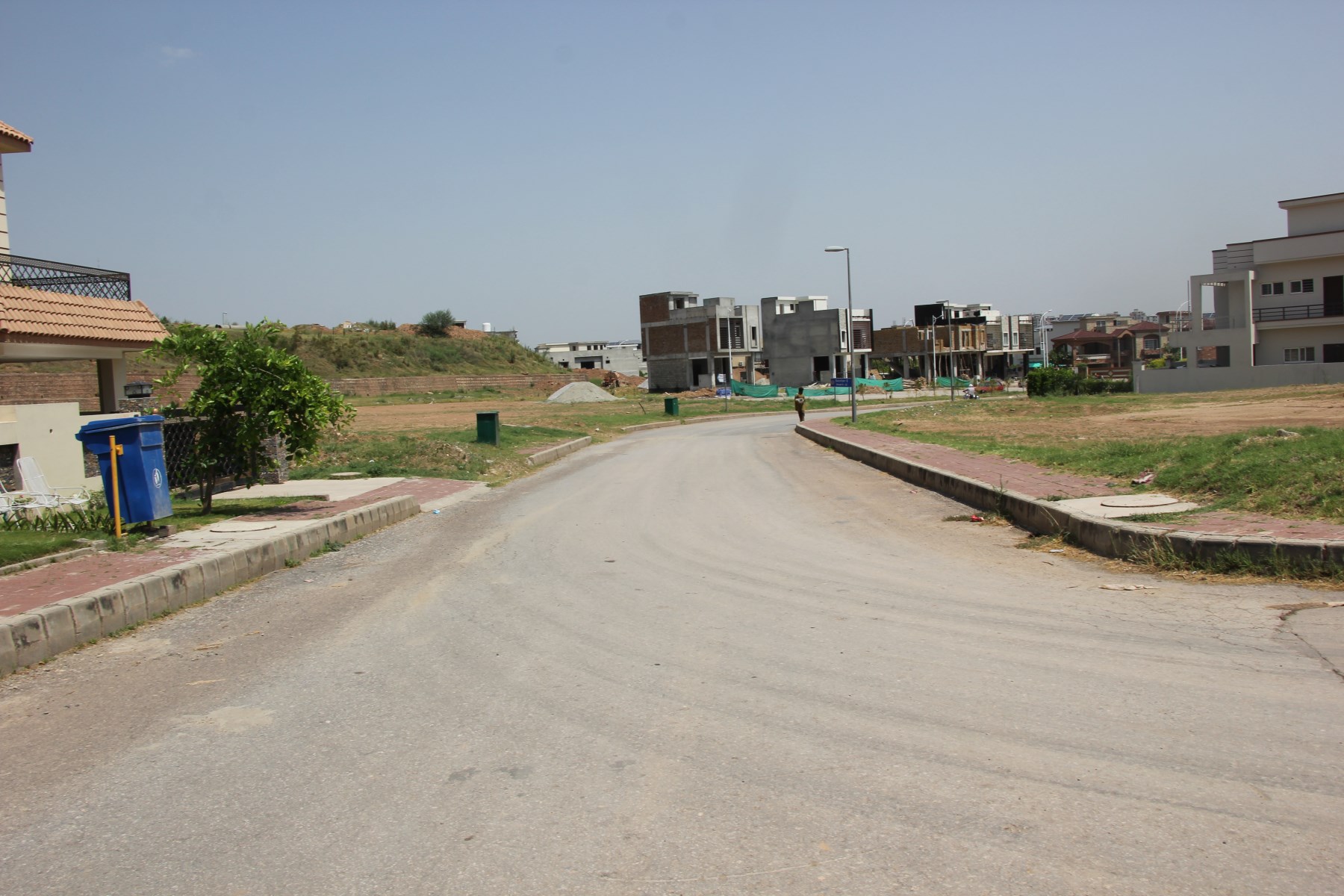 Sector E Bahria Town Phase 8 Rawalpindi Pictures 128