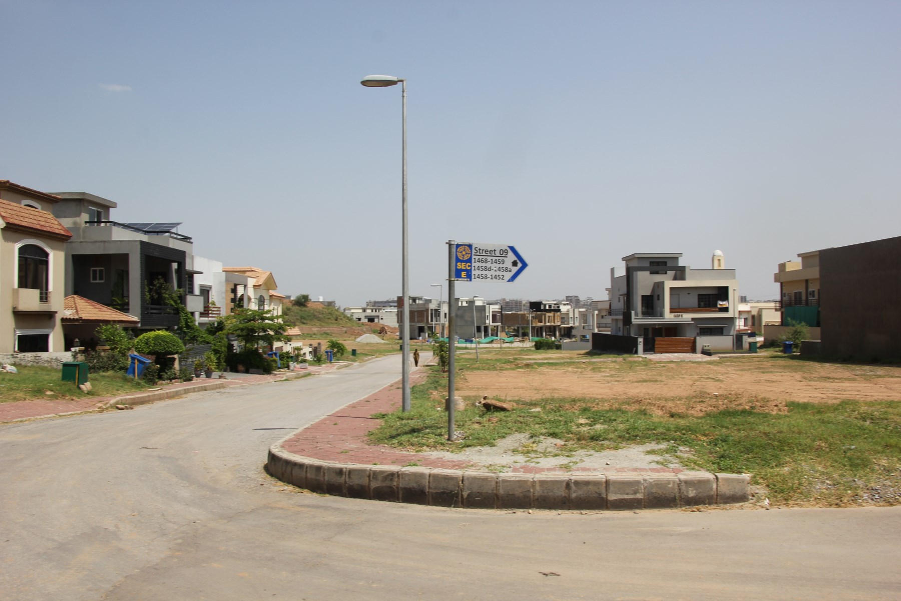 Sector E Bahria Town Phase 8 Rawalpindi Pictures 141