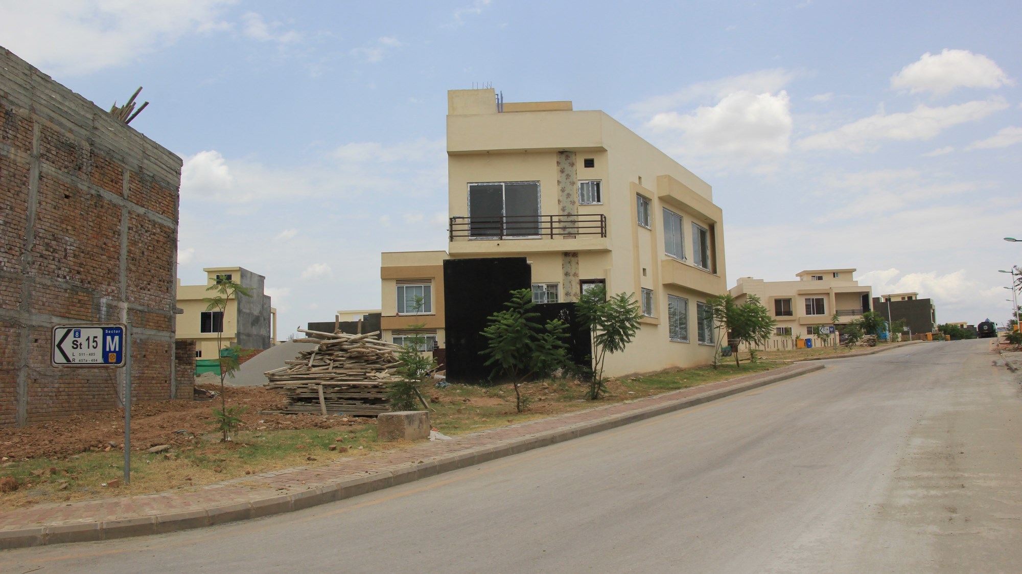 Sector M Bahria Phase 8 Rawalpindi Pictures 28