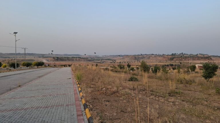 4 Marla Commercial in Bluebell Sector DHA Valley