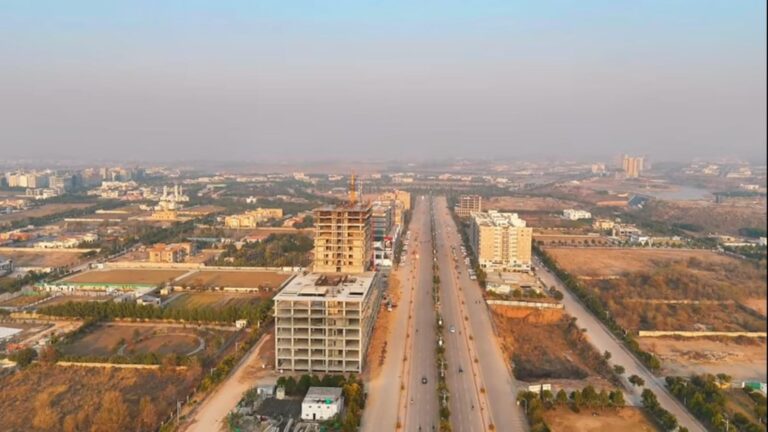 10 Marla Double Story House for Rent in Gulberg Residencia, Islamabad