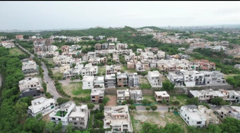 Top Height Luxury Plot: Sector F DHA Phase 1 Islamabad 25 Marla Plot for Sale