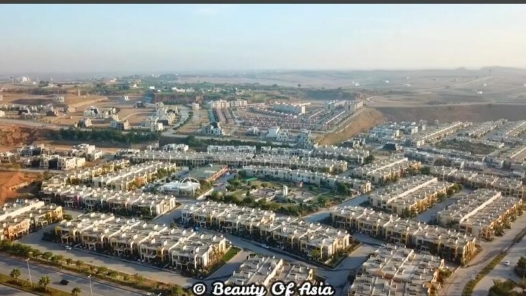 Extra Land Premium Plot: 8 Marla Commercial File Available in Phase 7 Rawalpindi