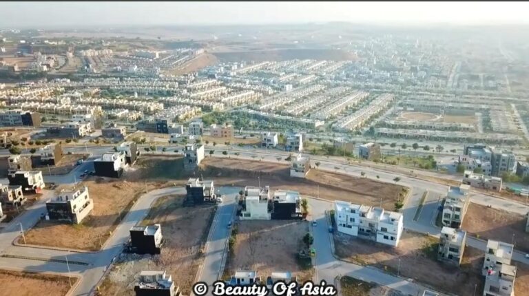Best Price 10 Marla: Sector I, Bahria Town Phase 8 Rawalpindi 10 Marla Plot for Sale