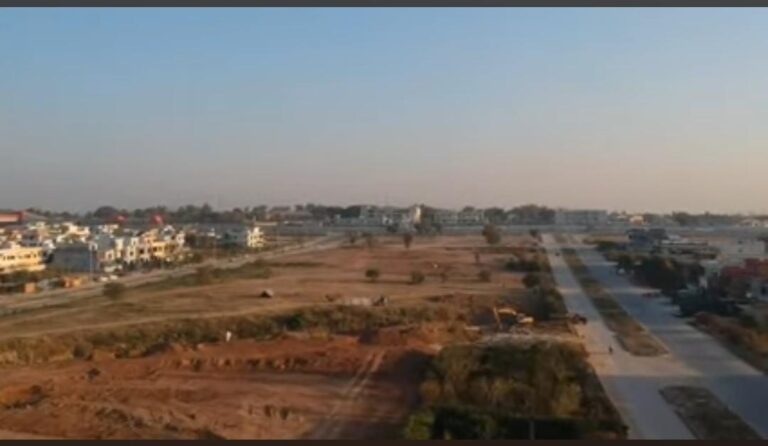 Prime Kanal Plot: 1 Kanal Plot Up for Sale in Bahria Town Phase 7 Rawalpindi