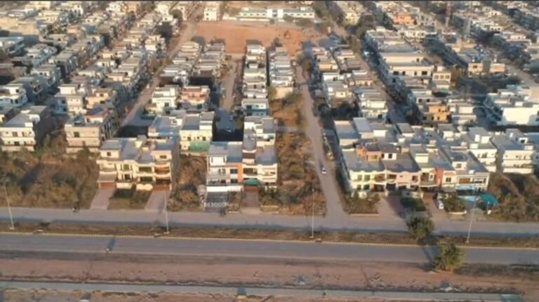 Pup Plot: 1 Kanal Plot Up for Sale in Bahria Town Phase 7 Rawalpindi