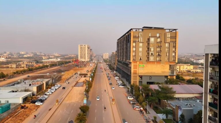 Smart Investment Option: 7 Marla Plot for Sale in Gulberg Residencia Islamabad