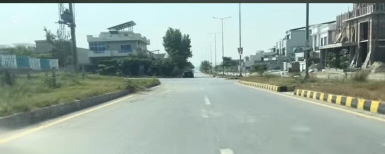 Mid Range Kanal Option: 1 Kanal Plot Available in G-14/3 G-14 Islamabad