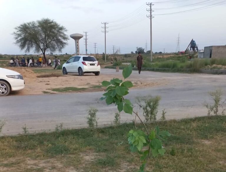 Final Price Deal: 5 Marla Plot for Sale in I-15/3 I-15 Islamabad