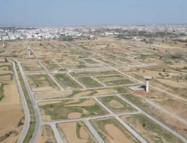Street 44: 5 Marla Plot Available in I-15/4 I-15 Islamabad