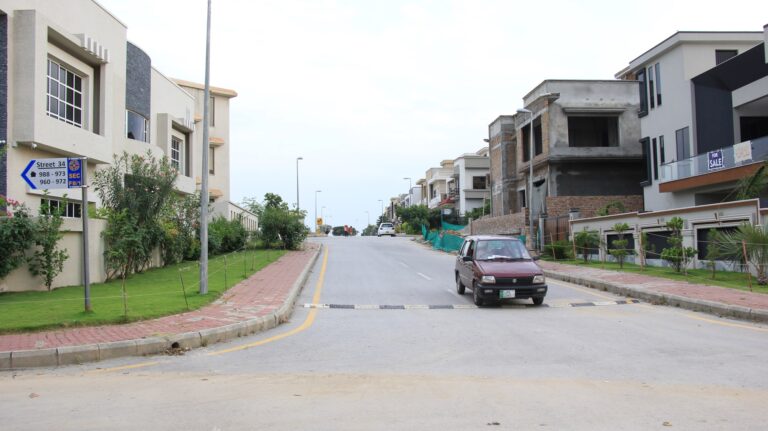 Value Buy: 10 Marla Plot Up for Sale in Sector F-1, Bahria Town Phase 8 Rawalpindi