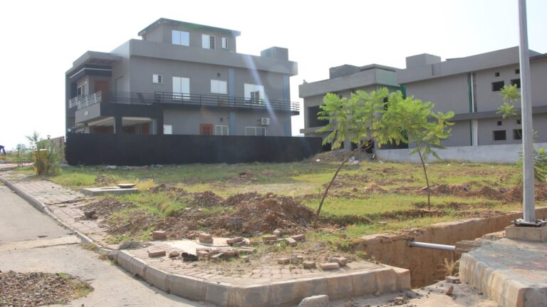 Budget Friendly: 10 Marla Plot for Sale in Sector F-2, Bahria Town Phase 8 Rawalpindi