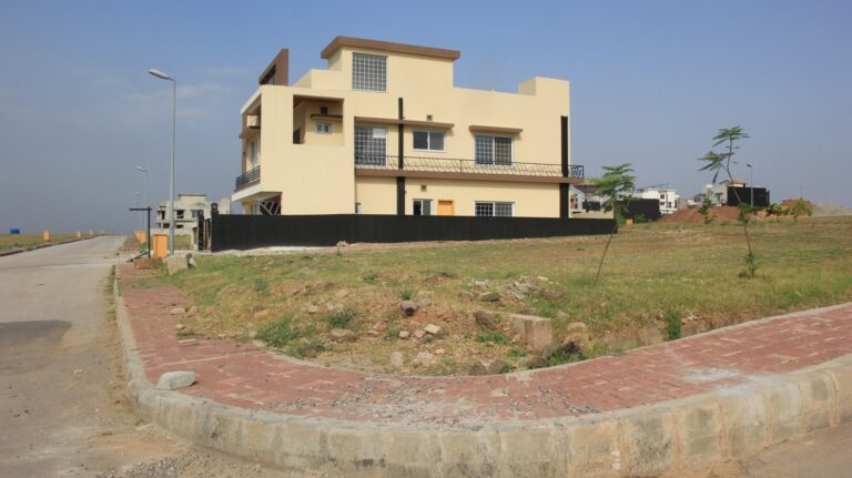 Prime Boulevard Plot: Boulevard 10 Marla Plot Available in Sector F-3 Rawalpindi