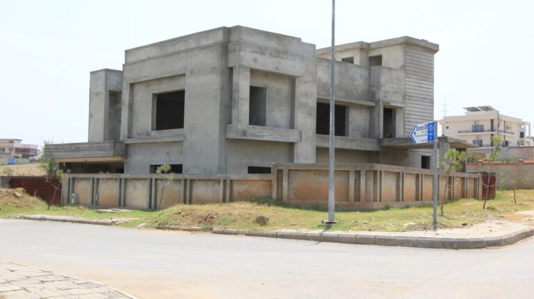 Boulevard Facing Plot: Boulevard 10 Marla Plot Available in Sector G Rawalpindi