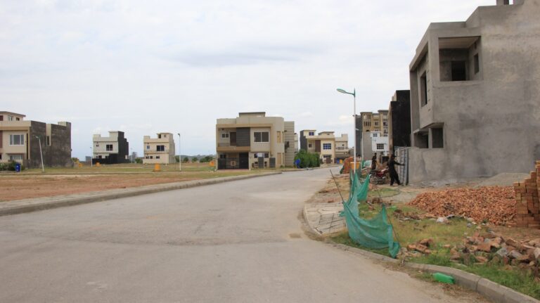 Final Boulevard Deal: Sector M, Bahria Town Phase 8 Rawalpindi 5 Marla Plot for Sale