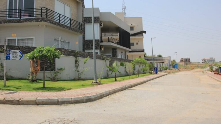 Extra Land Deal: Overseas 5 Marla Plot Available in Bahria Town Phase 8 Rawalpindi