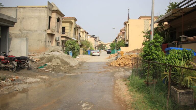 Prime Pair: 14 Marla Plot Up for Sale in Bahria Town Phase 8 Rawalpindi