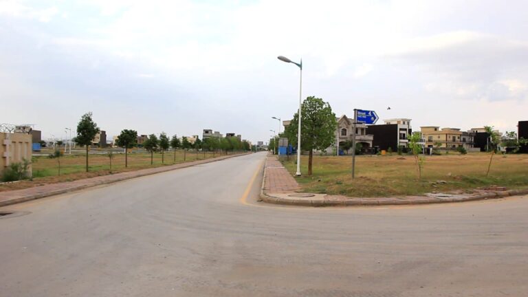 Boulevard Frontage: Sector E, Bahria Town Phase 8 Rawalpindi 10 Marla Plot for Sale