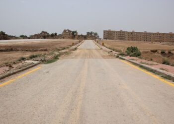 Long Term Investment: 10 Marla Plot Available for Sale in Precinct 6