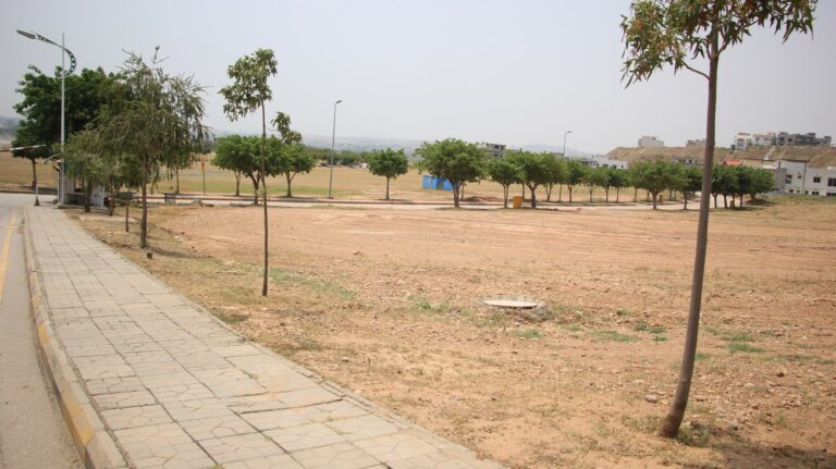 Massive Estate Plot: Club City Bahria Town Phase 8 Rawalpindi 31 Marla Plot for Sale