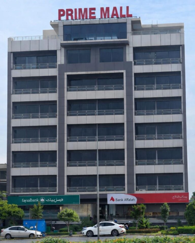 Prime Office Investment: Top City-1 Rawalpindi 670 Sq Ft Apartment for Sale