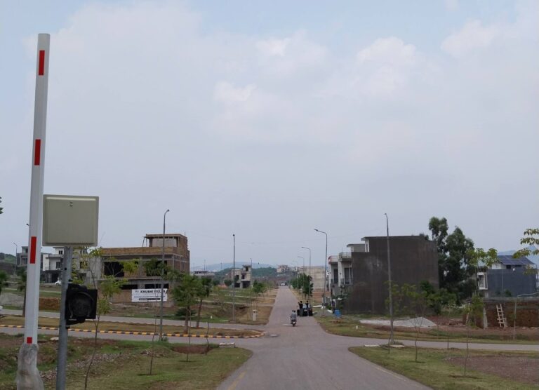 Secure Investment: J Block, Park View City Islamabad All Paid 5 Marla Plot for Sale