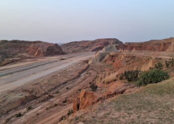 4 Marla Commercial Plot for Sale in Oleander DHA Valley – Lane 1, 24 Feet Wide Street