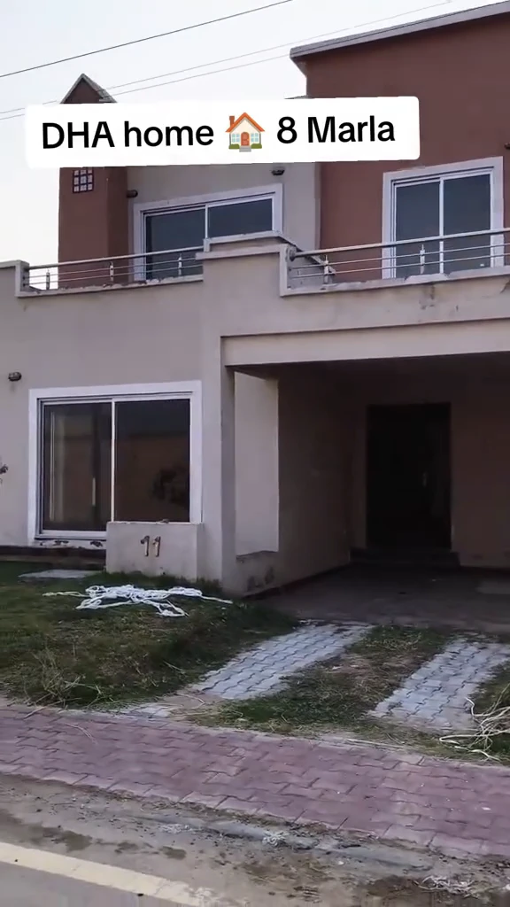 8 Marla Corner House For Sale in DHA Phase 7 Islamabad