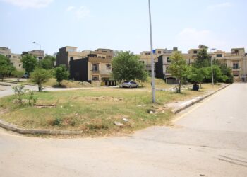 Prime Approach: Boulevard 5 Marla Plot for Sale in Rafi Block
