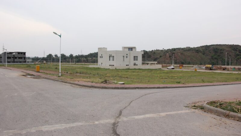 Sector A Bahria Town Phase 8 Rawalpindi Pictures 36