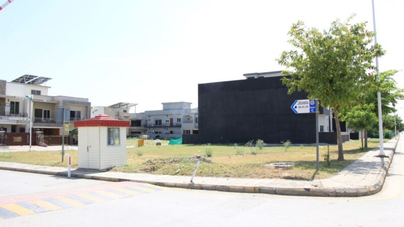 Sector C Bahria Town PHase 8 Rawalpindi Pictures 100